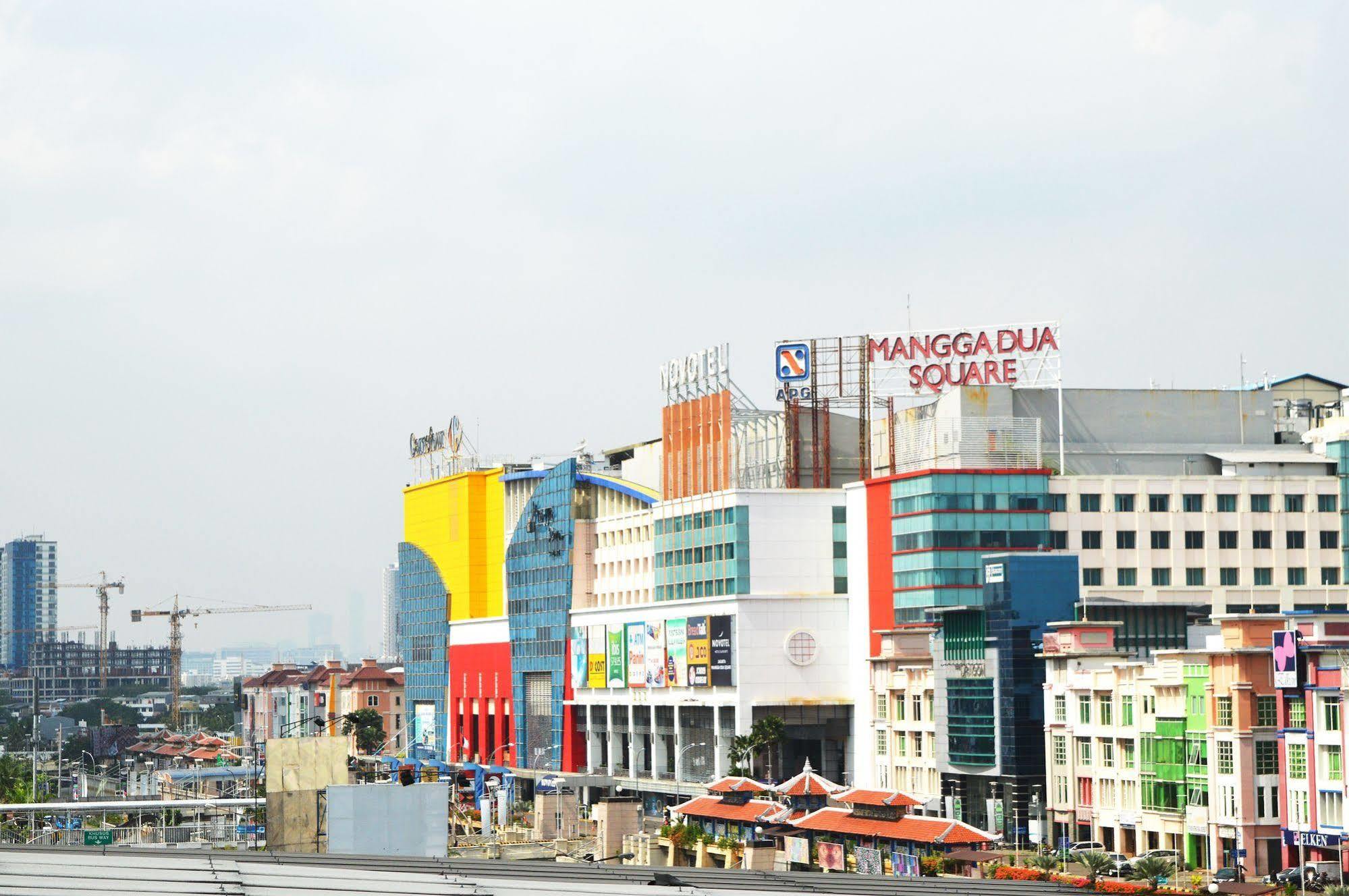 D'Primahotel Wtc Mangga Dua Yakarta Exterior foto